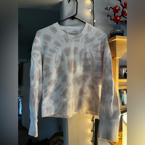 Madewell Tops - Madewell Spiral Tie-Dye Sweatshirt in Cream and Brown